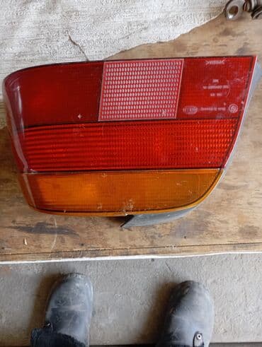 Задний правый стоп-сигнал BMW