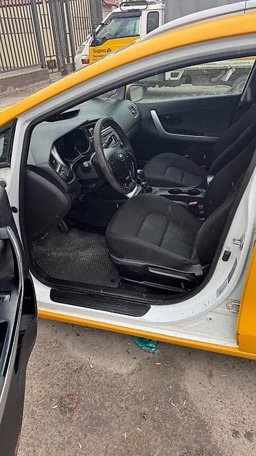 kia bongo: Kia Ceed: 2016 г., 1.6 л, Бензин, Универсал — 5