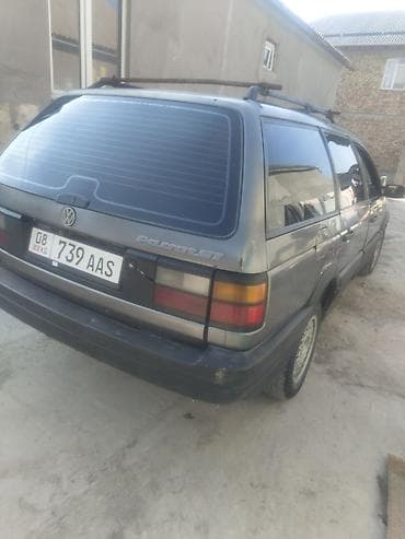машина volkswagen: Volkswagen Passat Variant: 1989 г., Универсал — 2