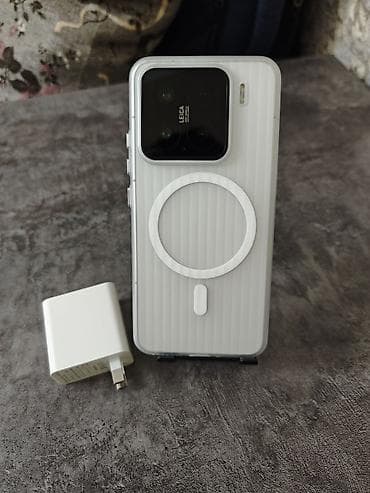 Техника и электроника: Xiaomi, 15, Б/у, 256 ГБ, цвет - Белый, 2 SIM — 2