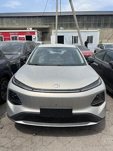 Электромобиль Aiways Q05 (серебристый кузов) Кузов и дизайн: -