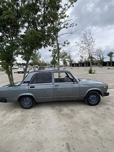 ВАЗ (ЛАДА) 2107: 2010 г., Седан