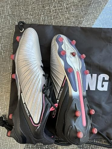 футбольное: Футбольные бутсы PUMA KING (AG-FG) с мешком-чехлом KING. 43 размер — 6