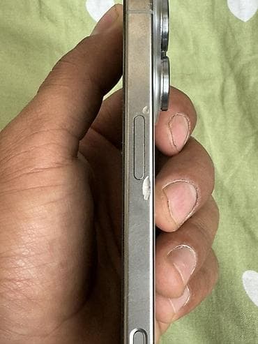 mi10 t: IPhone 15 Pro, 512 ГБ, Natural Titanium, Защитное стекло, 65 % — 4