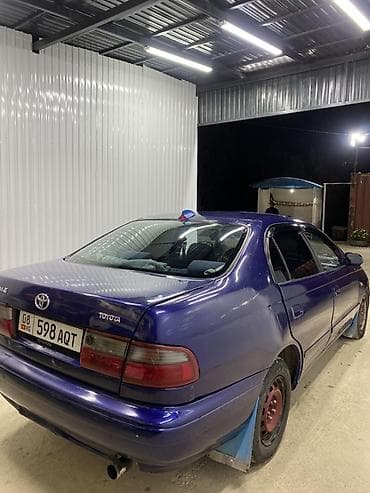 Транспорт: Toyota Carina E: 1992 г., 2 л, Механика, Бензин, Седан — 2