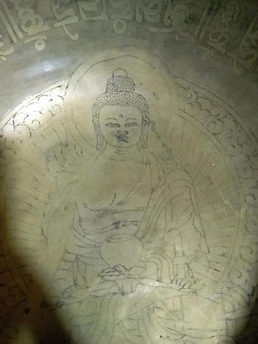 Музыкалык аспаптар: Певческая (тибетская) чаша с гравировкой - Материал: металл — 2