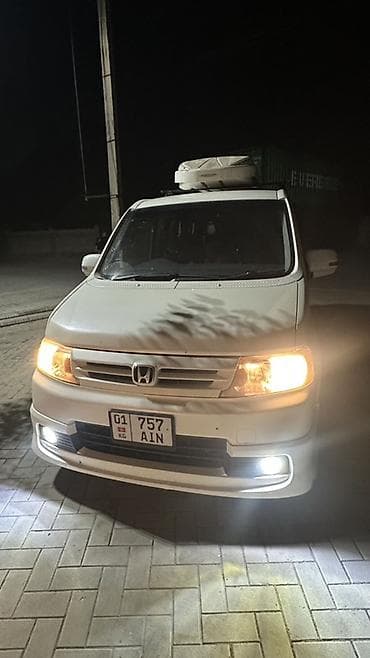 subaru oudback: Honda Stepwgn: 2005 г., 2 л, Автомат, Бензин, Минивэн — 6