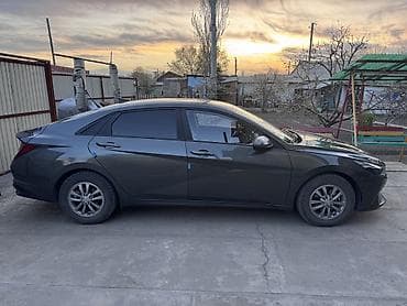 Hyundai Avante: 2021 г., 1.6 л, Автомат, Газ, Седан