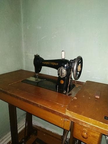 Бытовая техника: Продам ножную швейную машинку б/у, ПМЗ (Подольского механического — 2