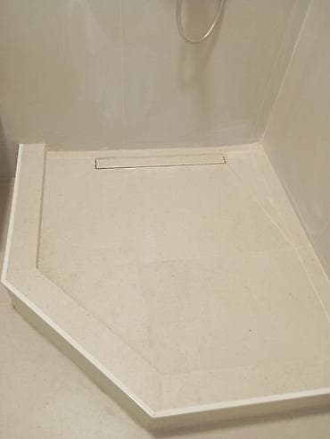 чернитель пластика: Подготовка стен для укладки, Подготовка стен для грунтовки, Резка плитки | Керамическая плитка, Керамогранитая плитка, Мозаичная плитка | Вертикальная укладка, Диагональная укладка, Горизонтальная укладка Больше 6 лет опыта — 8