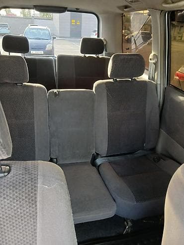 go park: Toyota Voxy: 2003 г., Минивэн — 4