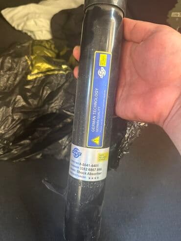 наборные гантели с поворотным механизмом: Арткы амортизатор BMW 2018 г., Жаңы, Аналог, Германия — 2