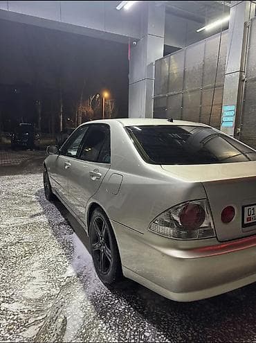Продажа авто: Toyota Altezza: 2000 г., 2 л, Автомат, Бензин, Седан — 6