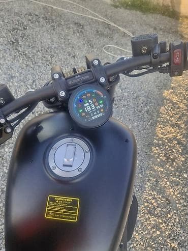 електро мото: Мотоцикл QJMotor (сороковая серия V‑Twin) — современный power‑cruiser — 6