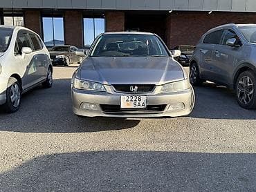 Honda Accord: 1999 г., 2 л, Автомат, Бензин, Седан