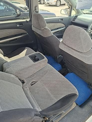аренда авто с последующим выкупом в бишкеке: Honda Stream: 2002 г., 1.7 л, Автомат, Бензин, Минивэн — 6