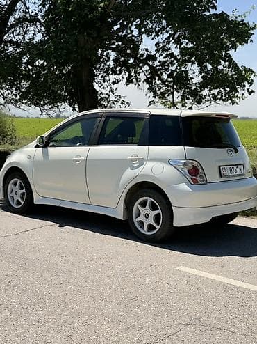 Продажа авто: Toyota Ist: 2002 г., 1.5 л, Автомат, Бензин, Хэтчбэк — 3