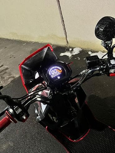 скутер китай: Макси-скутер Aucma, 150 куб. см, Бензин, Б/у — 4