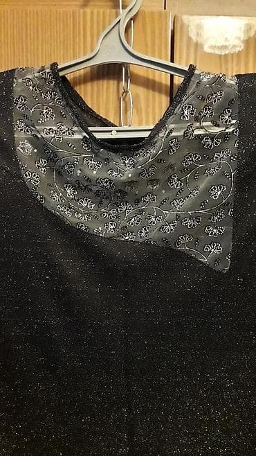 БЛУЗКА НАРЯДНАЯ. Б/У. РАЗМ 62 -64. СОСТОЯНИЕ ОТЛИЧНОЕ. СМОТРИТЕ