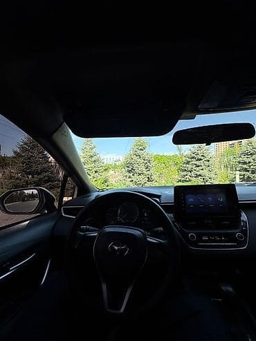 sonata 2012: Toyota Corolla: 2021 г., Гибрид, Седан — 8