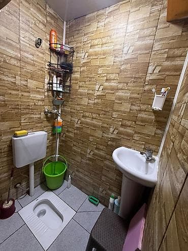 flat osh: 1 комната, 16 м², Гостиничный тип, 3 этаж, Старый ремонт — 5