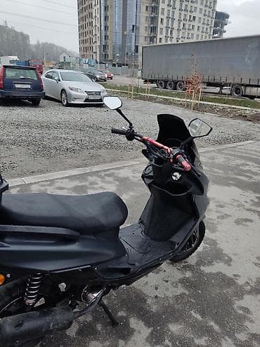 Кумурска мотороллер: Скутер макси, технически в идеале, мотор шепчет, технически все — 2