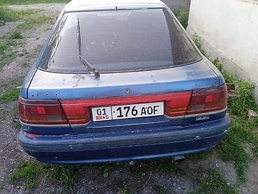 мазда 623: Mazda 626: 1989 г., 2.2 л, Бензин, Хэтчбэк — 3