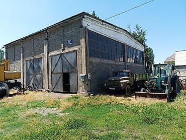 open space: С.Новопакровка Сдается помещение под слкад ангар Площадь: 250м2 — 2