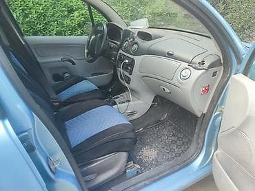 с4 100: Citroen C3: 2003 г., Механика, Бензин, Хэтчбэк — 5