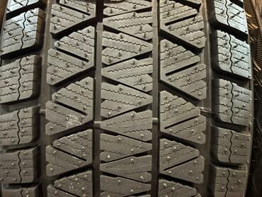 зимний покрышки: Диски R 20 Новый — 2