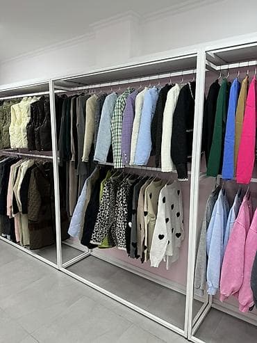 купить корзину: Кронштейн Для одежды, Материал: Металл, На колесах — 1