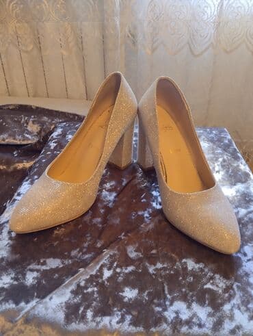 Аксессуары: Туфли не новые .размер 39 .на выход — 1