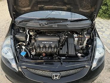 богаж фит: Honda Fit: 2003 г., 1.5 л, Вариатор, Бензин, Хэтчбэк — 7