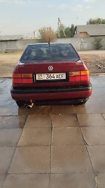 авто битый купить: Volkswagen Vento: 1991 г., 1.6 л, Ручные, Бензин, Седан — 4