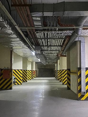 Паркинги: Продается подземное парковочное место в микрайон юг 2 комплекс « — 4