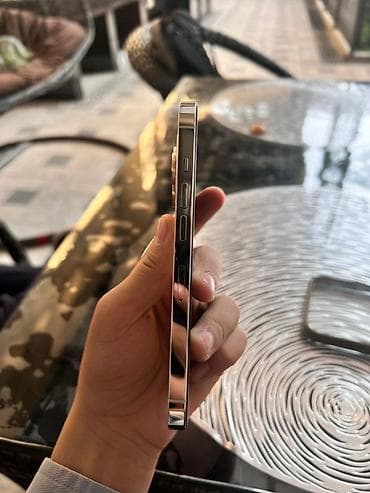 iphone 13 белый: IPhone 13 Pro, 128 ГБ, Серебристый, Чехол, 85 % — 5