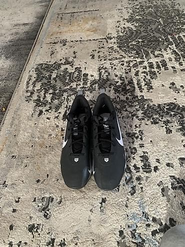 велосипед ош: Футбольные бутсы Nike (SG/FG) в классическом черно-белом цвете. - — 3