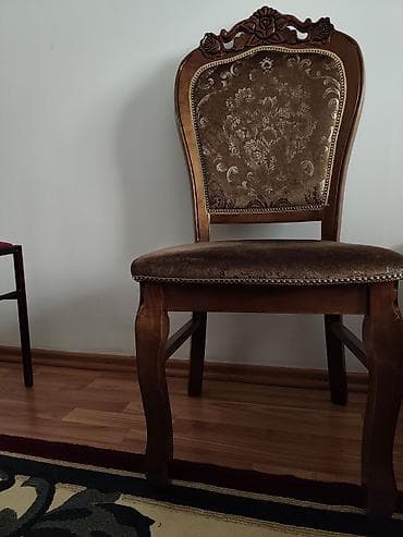 Стул для зала, Дерево