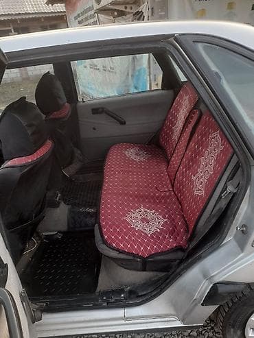 подушки в машину: Volkswagen Passat: 1992 г., Седан — 6