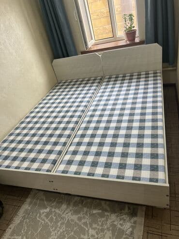 кровать домик: Односпальная кровать новый - Размер спального места: ориентировочно — 3