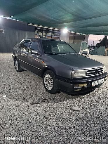 купить вента: Volkswagen Vento: 1994 г., 0.2 л, Седан — 1
