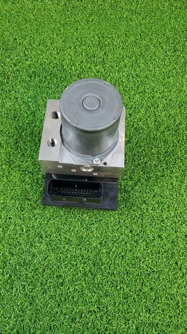 e61: Блок abs Bmw 650I E63 N62N 4.8 2007 (б/у) ​ Марка: BMW Модель: 650i — 1