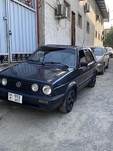 a4 b7: Volkswagen Golf: 1992 г., 1.6 л, Механика, Бензин, Хэтчбэк — 2