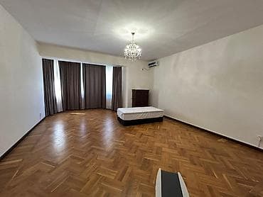 8: Аренда офисов, 540 м², В частном доме, С видом на горы, С отдельной кухней, С отдельным входом — 10