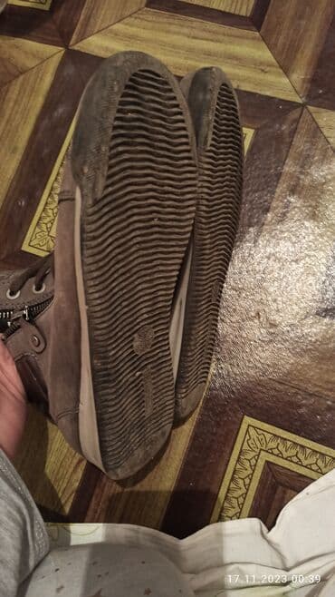 обувь больших размеров бишкек: Продаю свою любимую красовку . производство Америка! новая из б/у — 8