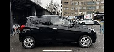 зарубеж: Chevrolet Spark: 2018 г., 0.9 л, Автомат, Бензин, Хэтчбэк — 2