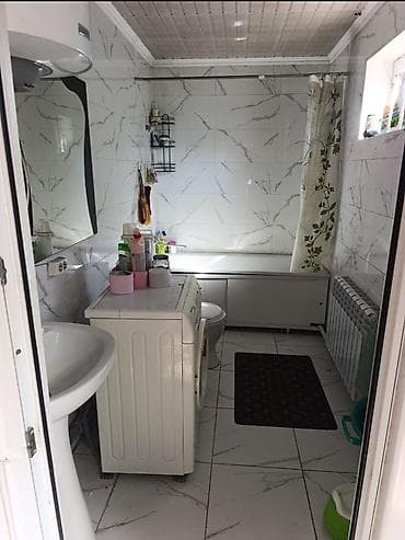 дом барачного типа: Дом с участком - Одноэтажный кирпичный дом с двускатной крышей — 9