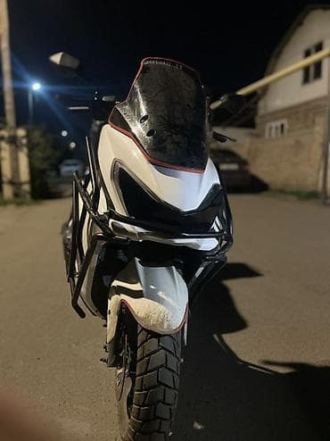 Макси-скутер Yamaha, 150 куб. см, Электро, Новый