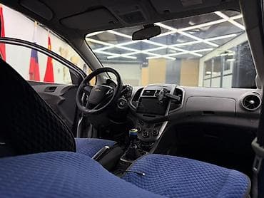 Транспорт: Chevrolet Aveo: 2012 г., 1.6 л, Механика, Бензин, Седан — 6