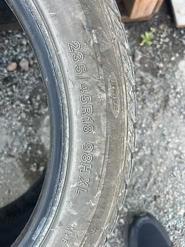 750: Зимняя шина 235/45 R18 98H XL З шт - Размер: 235/45 R18 - Индекс — 1